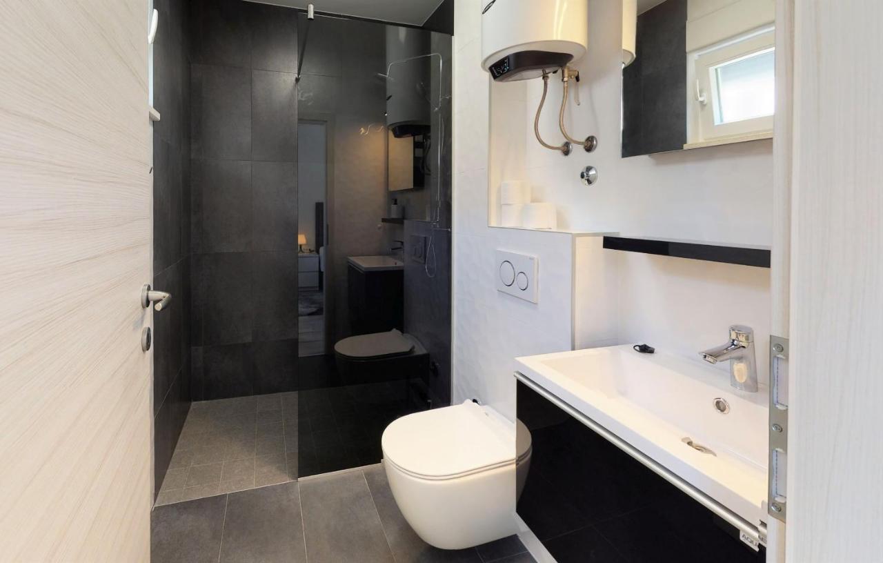 R&r Apartment *
